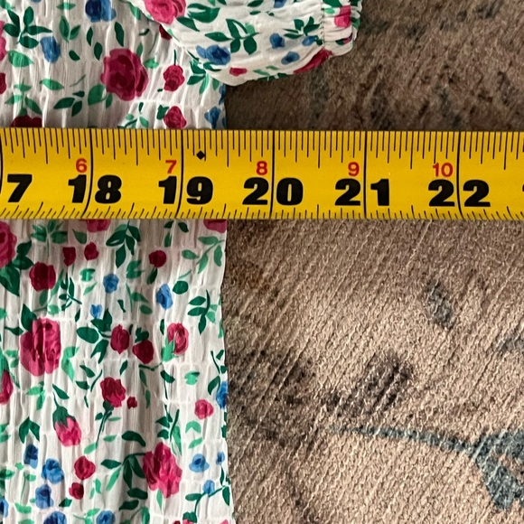 Zara Floral Puff Sleeve Blouse Womens  Sz Medium Ruffles Romantic Summer Cottage - Picture 5 of 8